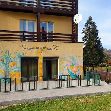 Happy Holiday Apartments Predeal Exteriör bild